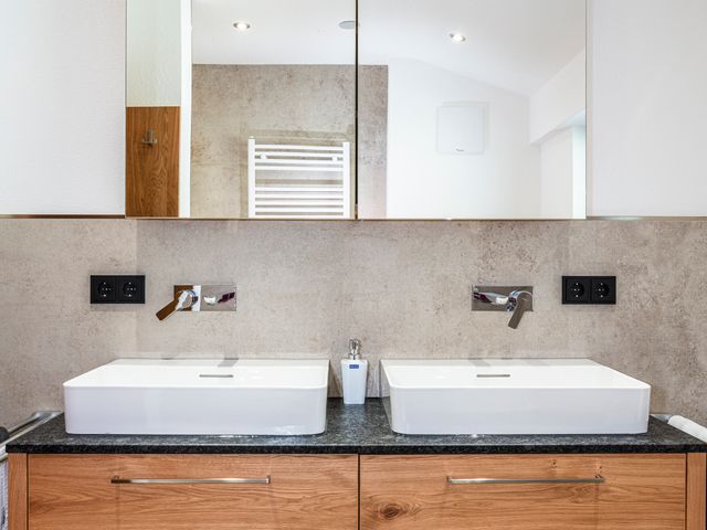 Ferienwohnungen Hausbacher